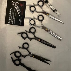 Shark fin shears